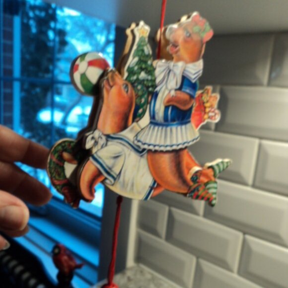 vintage Christmas wooden pull string ornament - Picture 1 of 3